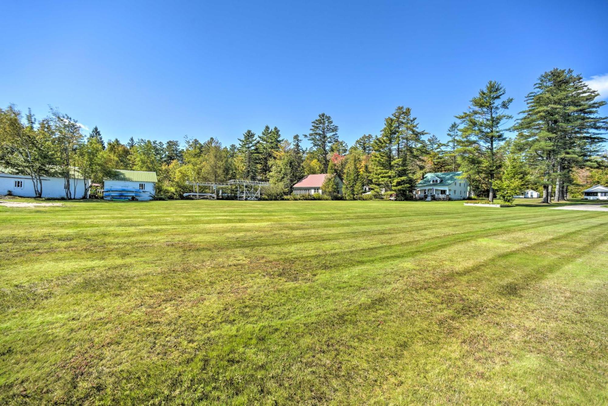 Lake Pleasant Cabin On 3 Acres With Kayaks And Beach! Εξωτερικό φωτογραφία