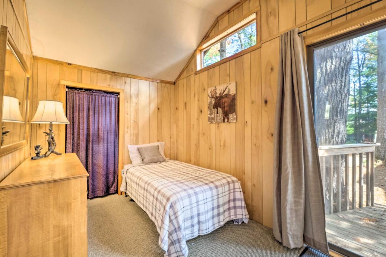 Lake Pleasant Cabin On 3 Acres With Kayaks And Beach! Εξωτερικό φωτογραφία